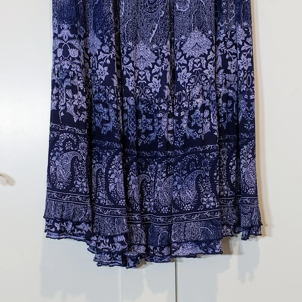 Roz & Ali Tiered Maxi Skirt Blue Rayon Floral & Paisley Ruffled Hem Blue Medium - Picture 3 of 8